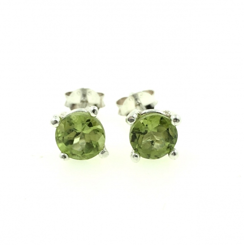 Peridot Round Faceted 925 Silver Stud Earring