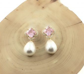 Pearl Shell With Pink Cubic Zirconia Clover Dangling Earring