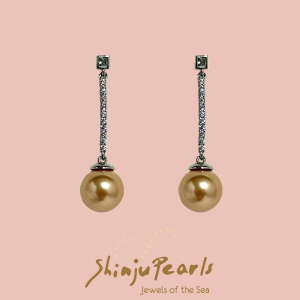  Shell Pearl Golden Brown With Cubic Zirconia Bar Earring