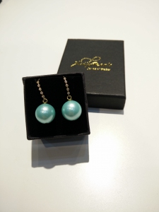 H/M Pearl Shell Earring-Greenish-Blue