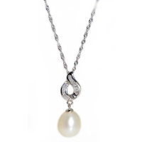 Fresh Water Pearl Tappered Curve 925 Silver Pendant With Chain