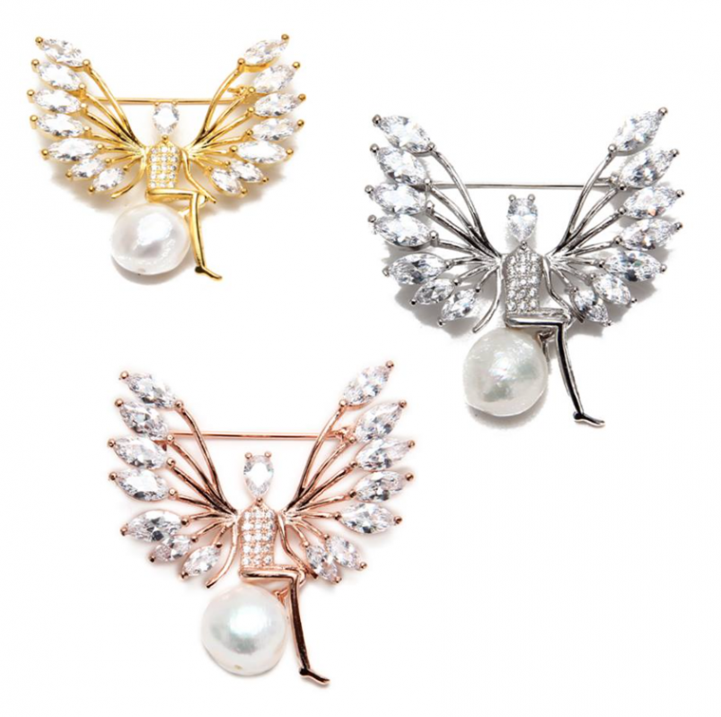 FRESH WATER PEARL SPARKLING FAIRY BROOCH