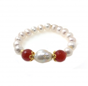 Baroque Fresh Water Pearl with Red Agate Bracelet 