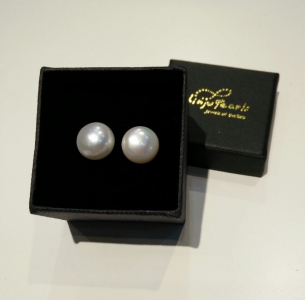 FWP Button 925 Earring-White