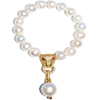 Fresh Water Pearl With Panther Head Dangling Baroque Bracelet - Gold