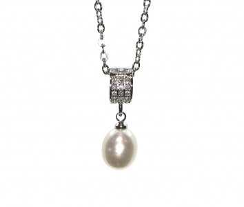 Fresh Water Pearl Cube Zirconia Alloy Pendant with Stainless Steel Chain